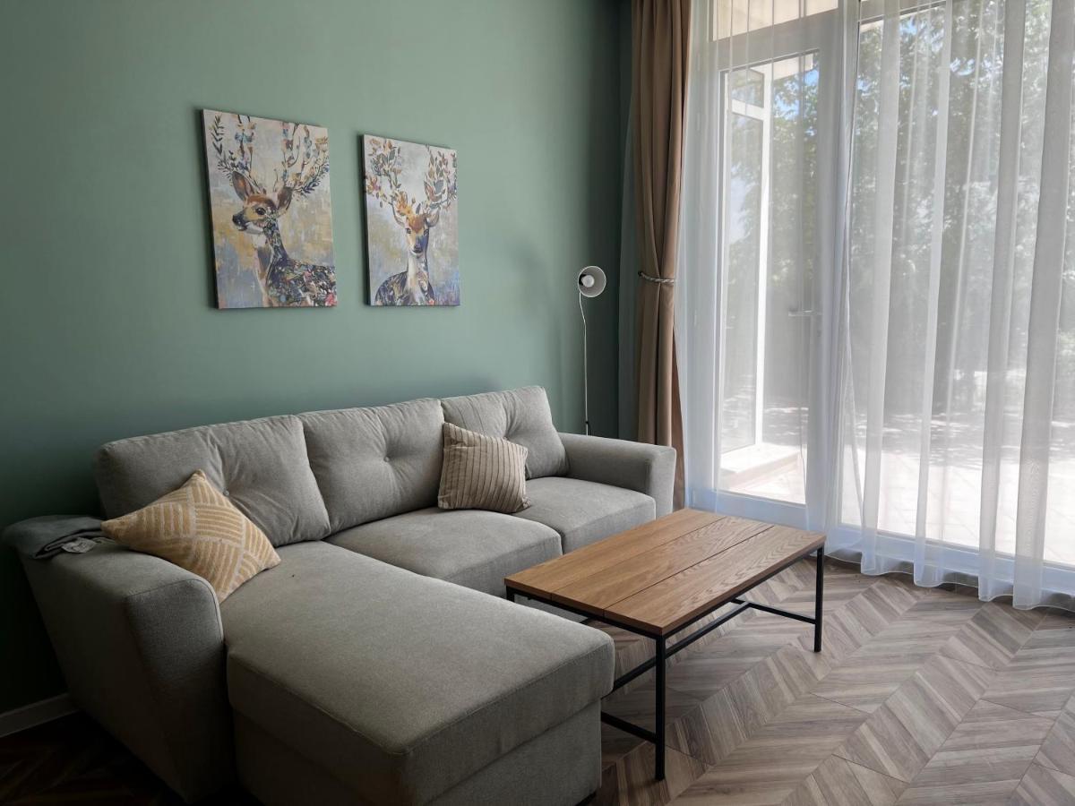 Las Brisas Garden Apartment Burgas Ngoại thất bức ảnh