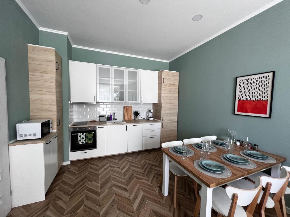 Las Brisas Garden Apartment Burgas Ngoại thất bức ảnh
