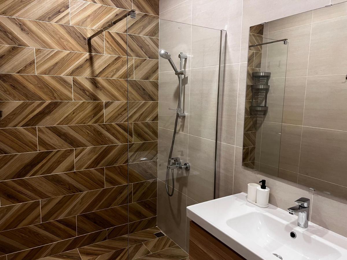 Las Brisas Garden Apartment Burgas Ngoại thất bức ảnh